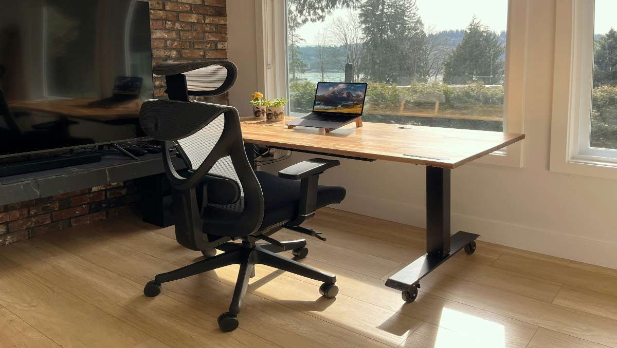 Posture chair and office table