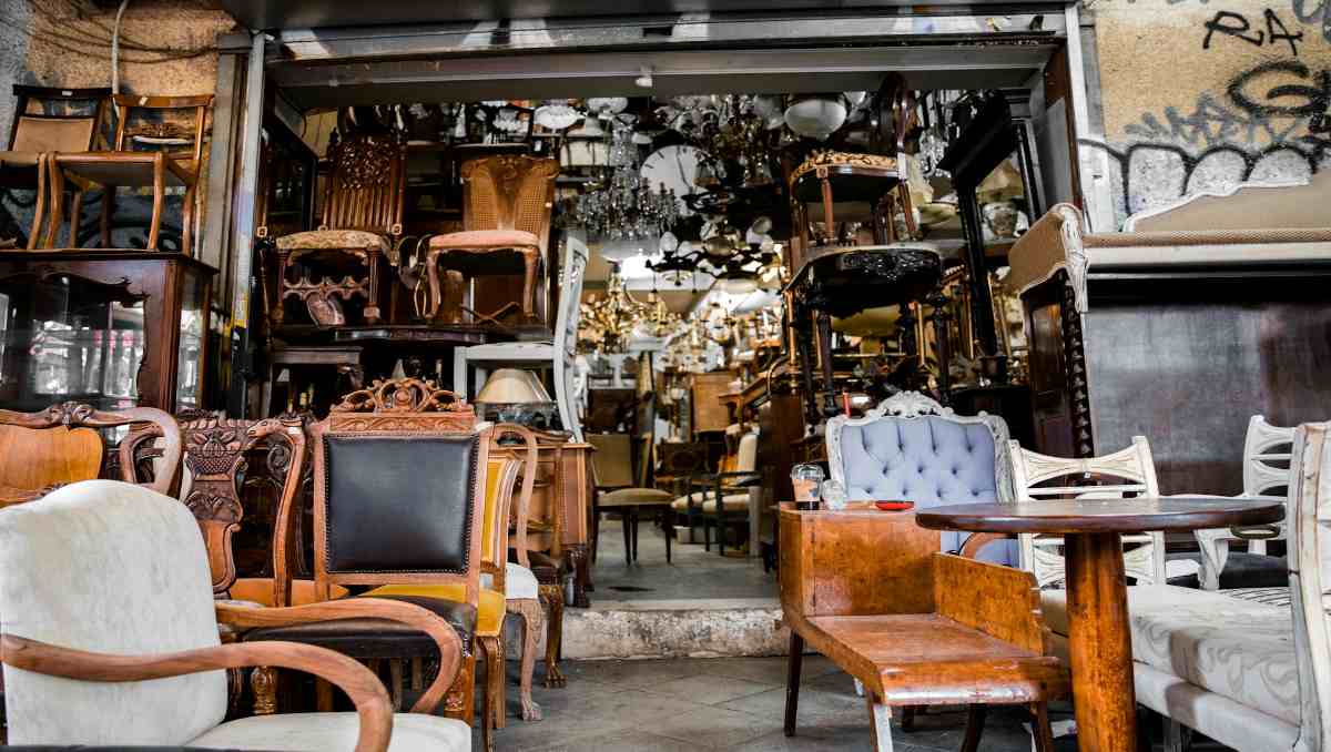 amish furniture stores near lancaster pa Furniture store or showroom with chairs for sale