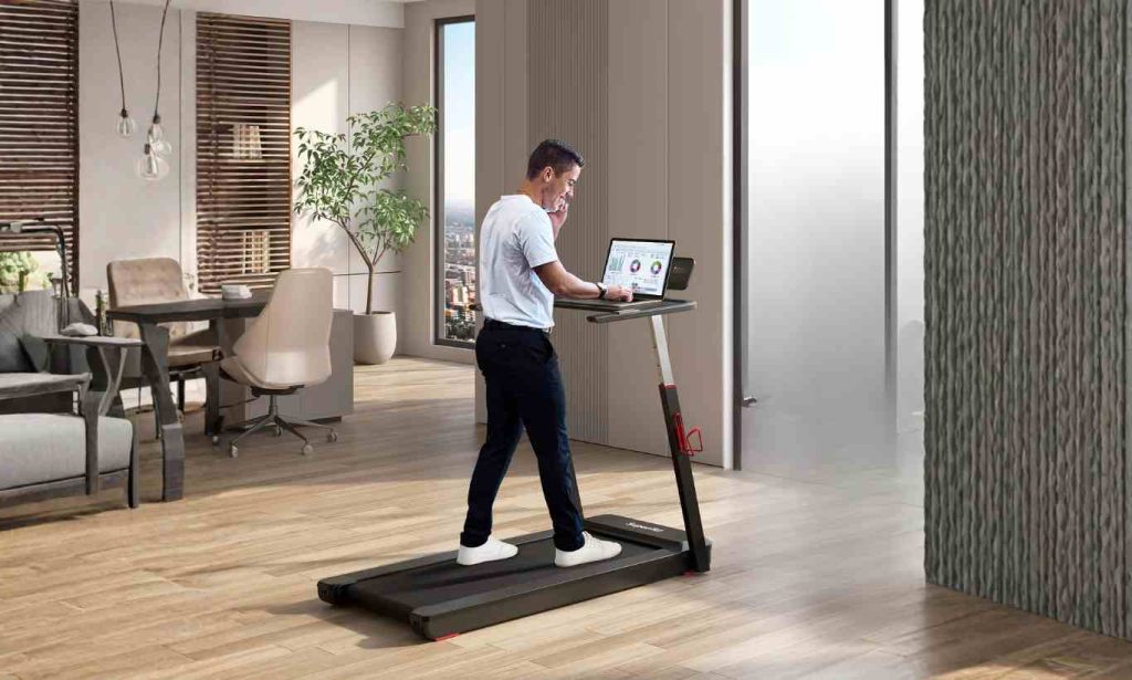 Goplus 3HP Treadmill with Desk Workstation
