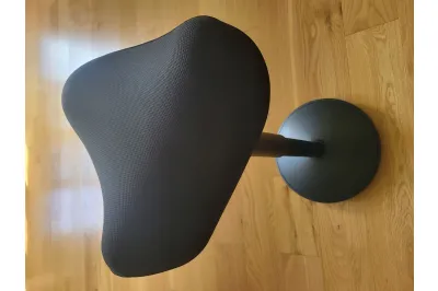 Black Ergo Wooble Stool