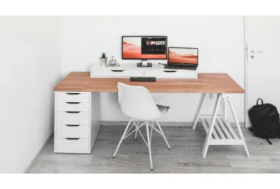 Bespoke Wooden Office Tables That Match Your Space and Workflow